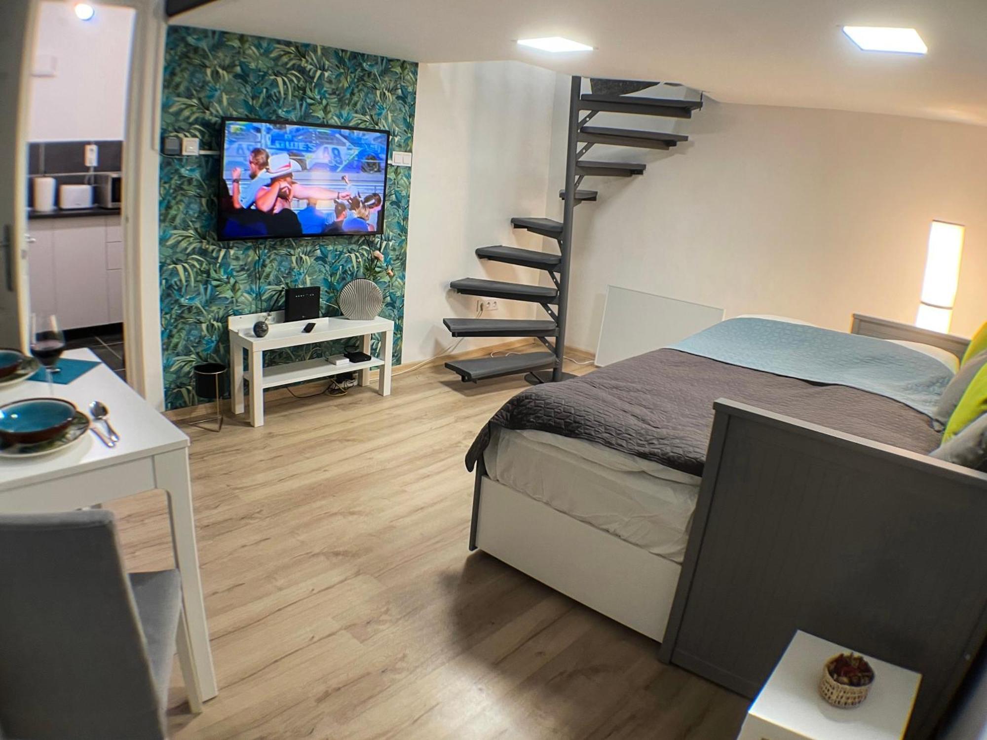 Nefelejcs Apartman Budapest Esterno foto